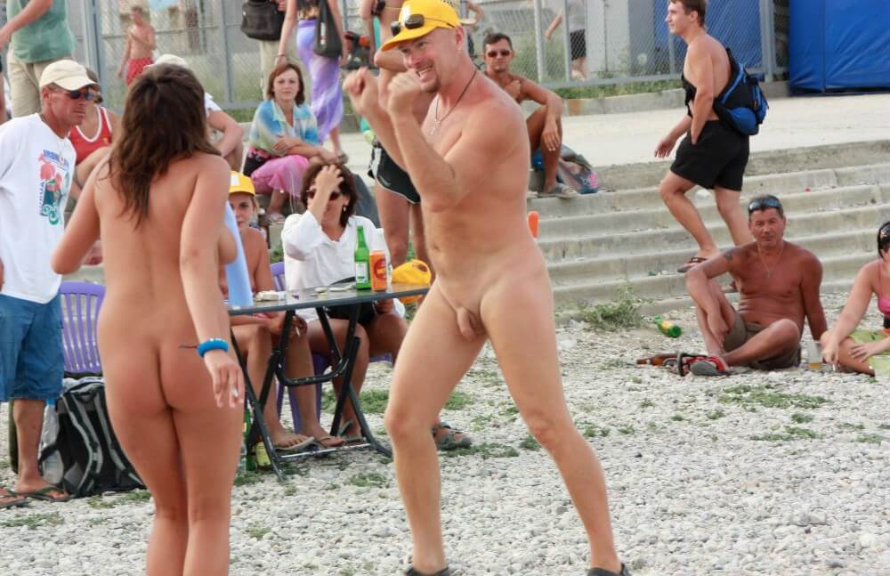 Pics Neptune Beach Cleanup - Naturism is about respecting natural beauty