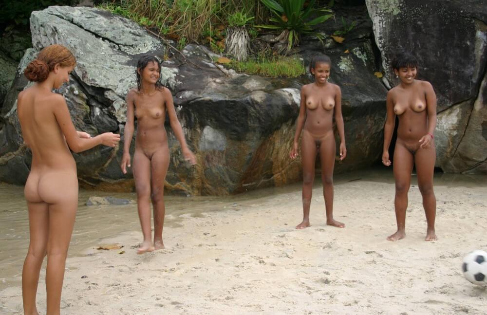 Brazilian Game Gathering gallery - Most nudists are motivated solely by a sense of comfort