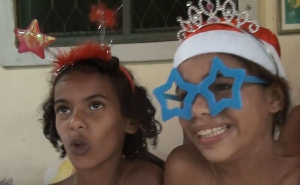 Brazilian Christmas Part 3 Full HD - Clothing is a barrier for a nudist