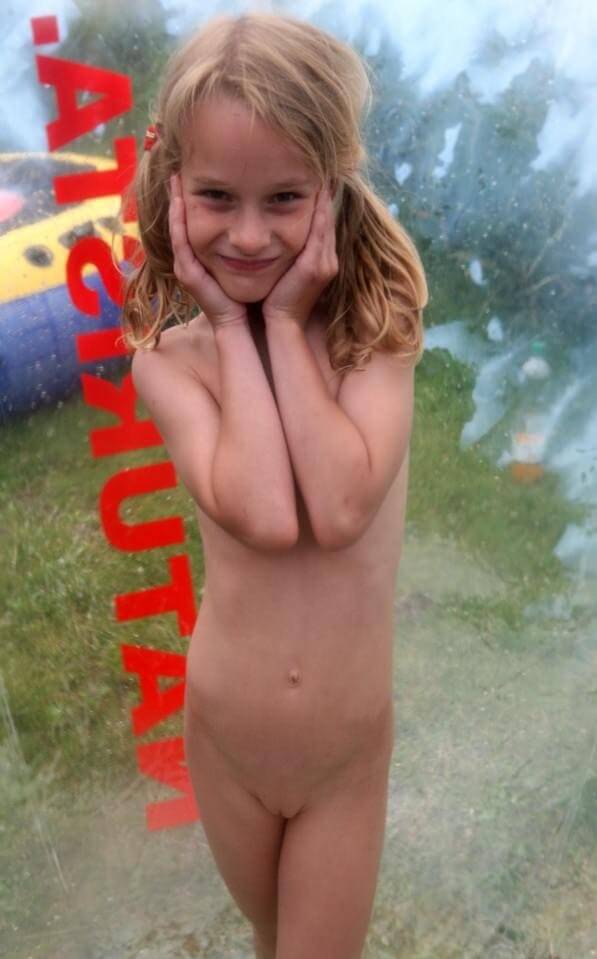 Outdoor nudist photography - Naturism as the meaning of life