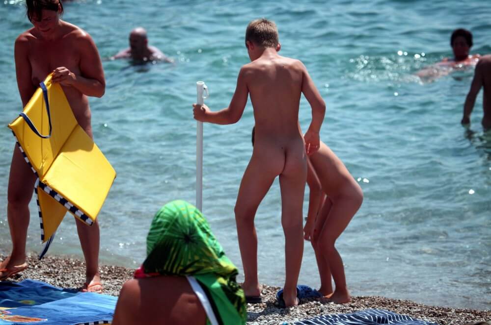 Water Camp pics - Simplicity and naturalness are important principles of nudism and naturism