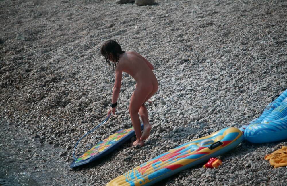 Naturist Surf Board Glides pics - It is a philosophy based on trust and respect for the naked body and nature