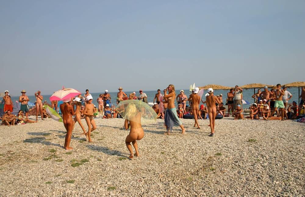 Ribbon and Umbrella Dance pics - Love for oneself and nature as the foundation of the naturist lifestyle