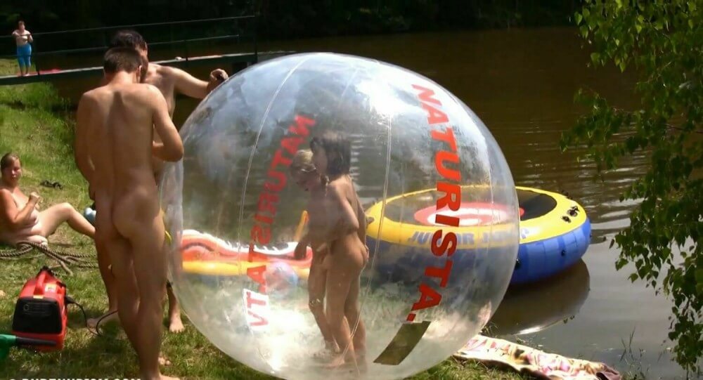 Daytime Family Picnic Full HD - Naturists love sunlight and fresh air