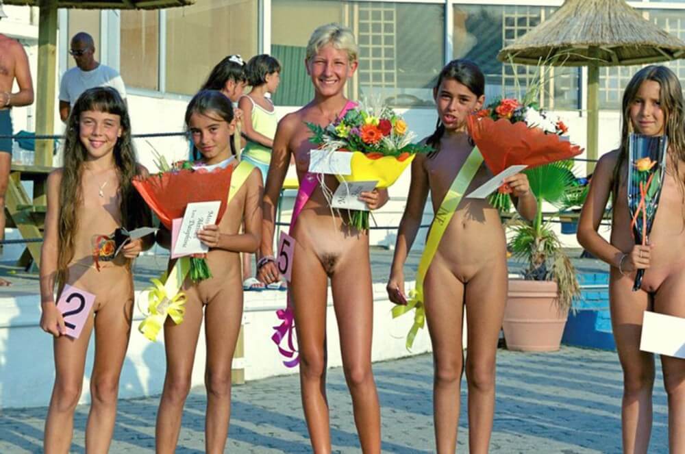 Beauty contest FR photos - Naturism and nudism are a philosophy of respect