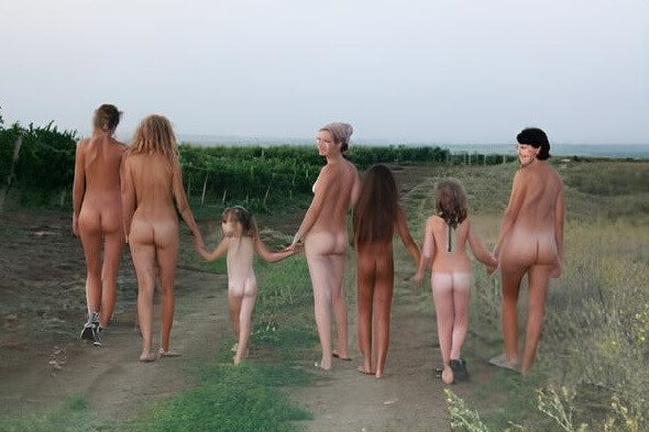The Vineyard Tour photos - Nudism helps overcome insecurities