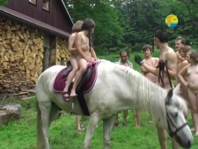 Naturist Freedom: In the Sun - The natural beauty of the body is one of the goals of naturism and nudism
