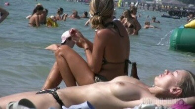 Sun Worshippers 1 - The role of naturism in fostering a positive body image